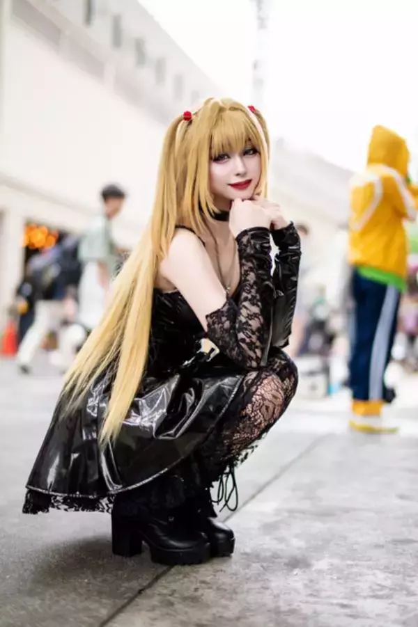 「【コスプレ】大阪から歩いて来たマリー・アントワネット、アテナの聖闘士が関西に集結！「ストフェス2025」美麗レイヤーまとめ【写真35枚】」の画像