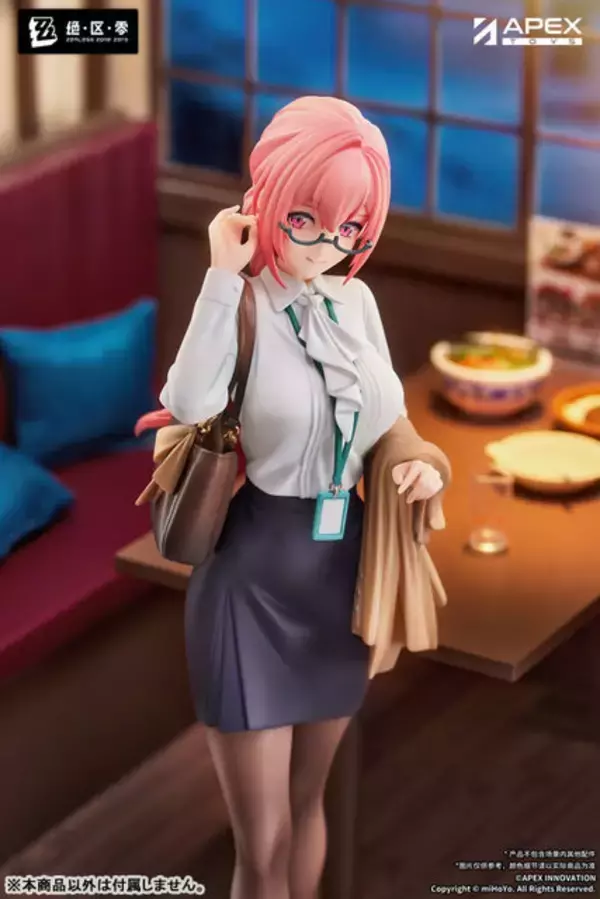 「普段とは違う、ラフな制服姿が素敵！『ゼンゼロ』より「月城柳（途切れて続くVer.）」がフィギュア化」の画像