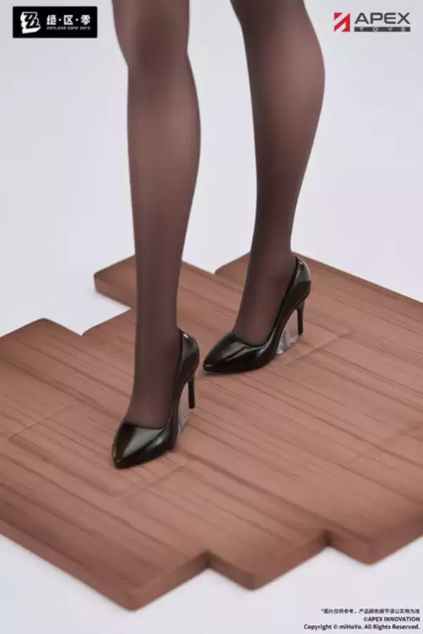 「普段とは違う、ラフな制服姿が素敵！『ゼンゼロ』より「月城柳（途切れて続くVer.）」がフィギュア化」の画像