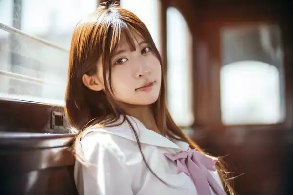 「セーラー服はお好きですか？美女コスプレイヤーが熱量を注ぐ、美しく見える「黄金比率」の着こなしをご覧あれ【猫田あしゅ】」の画像