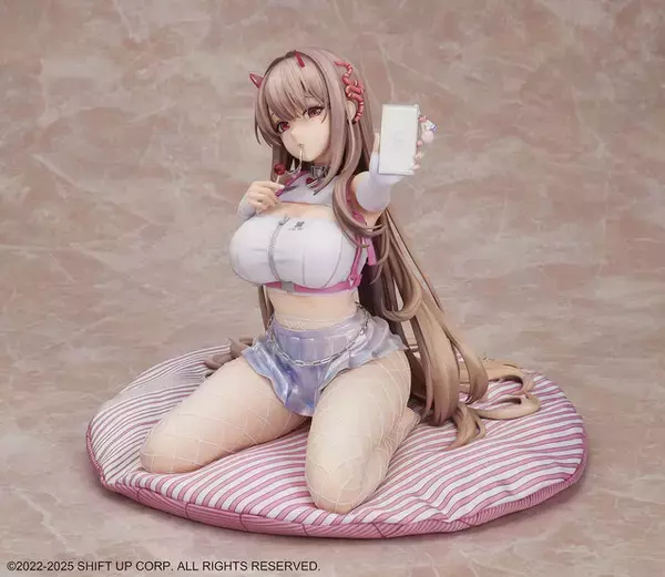 「『勝利の女神：NIKKE』バイパーの1/4スケールフィギュアが予約受付中　バーストスキルの流し目とよだれをセクシーに再現」の画像