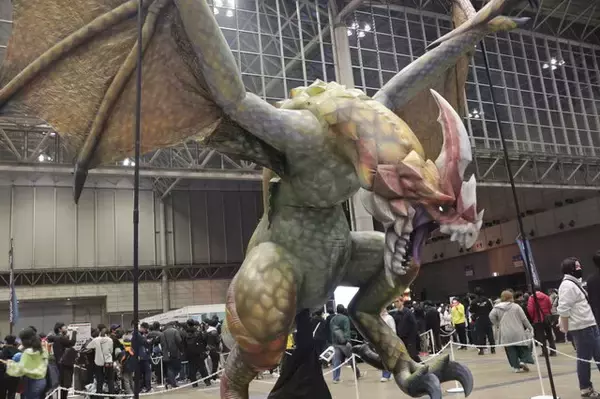 「1万8千人のファンが来場した「モンスターハンターフェスタ'26」を現地レポート！ヌ・エグドラ等身大バルーンや狩王決定戦、一蘭コラボなど見どころ満載」の画像