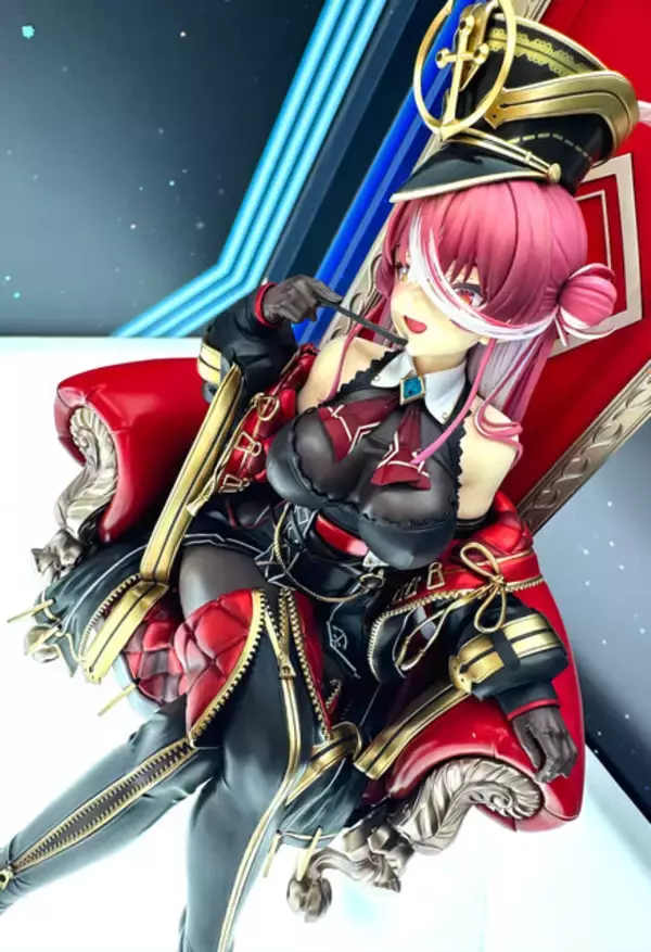 「大人の色気ムンムン！ホロライブ・マリン船長が「三十路衣装Ver.」でフィギュア化―ゴージャスな彩色原型を初公開」の画像