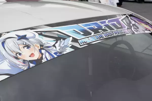 「ガルウィングの湊あくあ＆紫咲シオンがイカす！「ホロライブ」「にじさんじ」など奥伊吹に集まったVTuber痛車まとめ【ARCChampionship 2025フォトレポ】」の画像