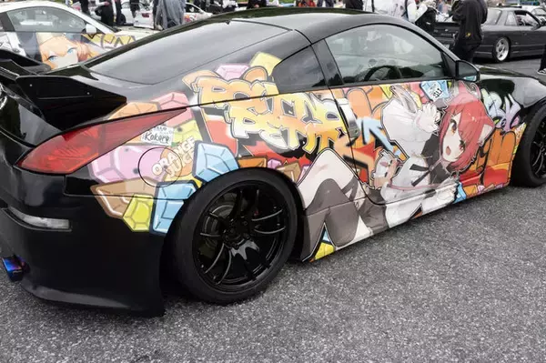 「ガルウィングの湊あくあ＆紫咲シオンがイカす！「ホロライブ」「にじさんじ」など奥伊吹に集まったVTuber痛車まとめ【ARCChampionship 2025フォトレポ】」の画像