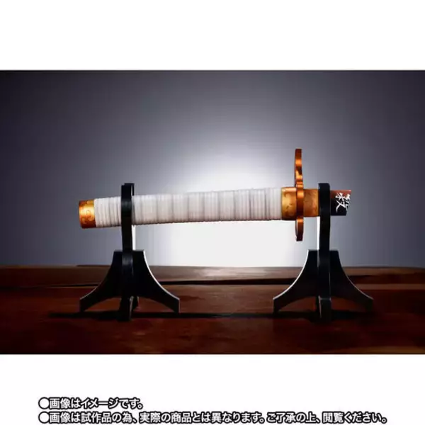 「「鬼滅の刃」1/1サイズ「日輪刀」が抽選販売！映画主題歌「炎」＆セリフを収録した煉獄杏寿郎など全4種」の画像