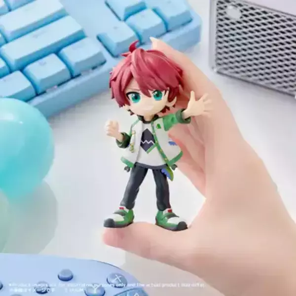 「人気実況グループ「カラフルピーチ」がデフォルメフィギュアに！手のひらサイズで可愛い全11名」の画像