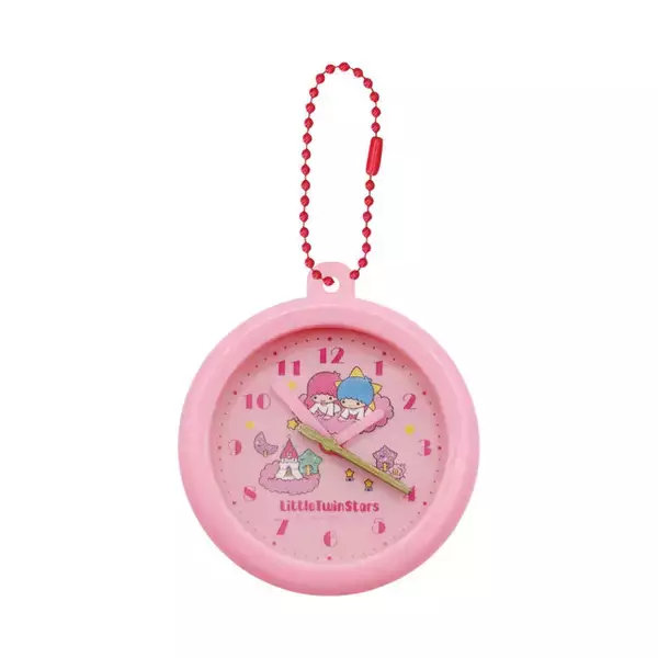 「懐かしさ満載の“レトロ”デザイン！「サンリオキャラクターズ」新作カプセルトイにレッスンバッグ、壁掛け時計風キーホルダーの2種が展開」の画像