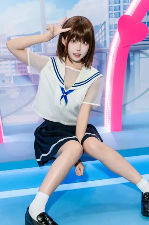 「【コスプレ】めちゃキュートな下級生カノジョがお出迎え！セーラー服の博多美人と“いちゃいちゃ”できる『制服カノジョ3』ブースレポ【TGS2025】」の画像