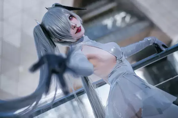 「【コスプレ】アズレンからNIKKEまで、2024年冬コミで出会った人気キャラをプレイバック！世界中から集った美女レイヤー18選【写真45枚】」の画像