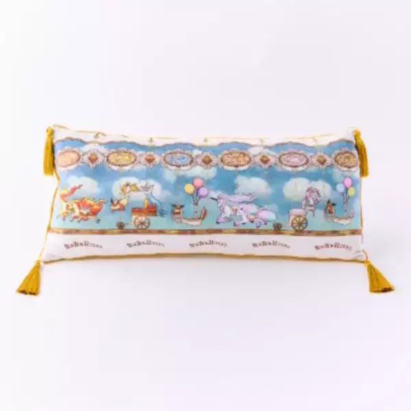 「メリーゴーランドを楽しむイーブイたちが可愛い！「ポケパーク カントー」より新グッズ“ブイブイヴォヤージュ”がお披露目」の画像