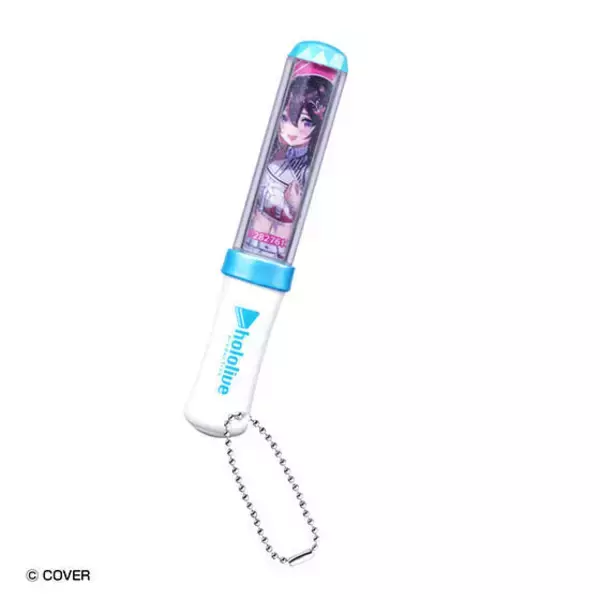 「「ホロライブ」6th fes.イラスト使用のガシャポン「ペンライトチャーム」が豪華！ほぼ原寸サイズで光るギミック付」の画像