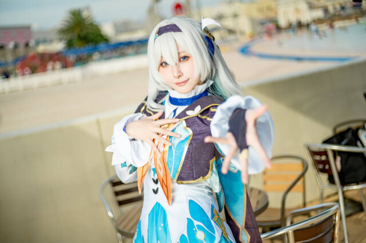 コスプレ】『崩壊：スターレイル』ホタルの気品溢れる顔立ちに、見惚れ 