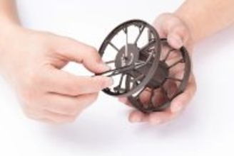 英国の珍兵器「パンジャンドラム」がプラモになった！独特かつ無骨な構造を細部にわたって再現