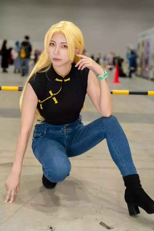 「【コスプレ】コミケを彩る美女レイヤー大集合！『崩スタ』『NIKKE』、人気VTuberまで」の画像