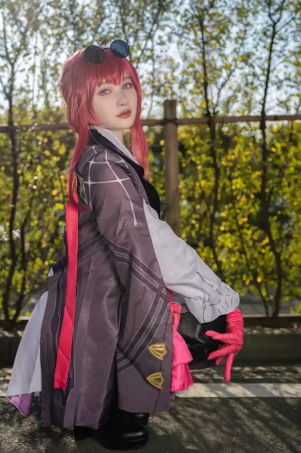 「【コスプレ】コミケを彩る美女レイヤー大集合！『崩スタ』『NIKKE』、人気VTuberまで」の画像