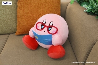 眼鏡をかけた姿が可愛い！『星のカービィ』プライズシリーズ「Kirby★Diary」に新アイテム―ぬいぐるみ、ブランケットと癒しのおうち時間を過ごせそう