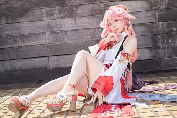 「【コスプレ】猫っぽい表情が可愛い『原神』リネット、美脚がスタイル抜群な『NIKKE』ラピなど「アコスタ池袋」美麗レイヤー10選【写真42枚】」の画像