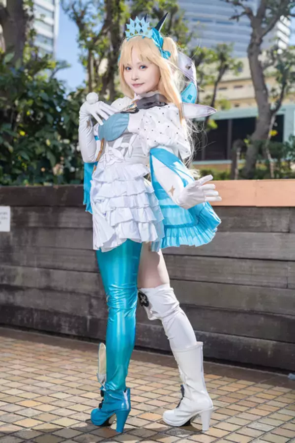 「【コスプレ】猫っぽい表情が可愛い『原神』リネット、美脚がスタイル抜群な『NIKKE』ラピなど「アコスタ池袋」美麗レイヤー10選【写真42枚】」の画像
