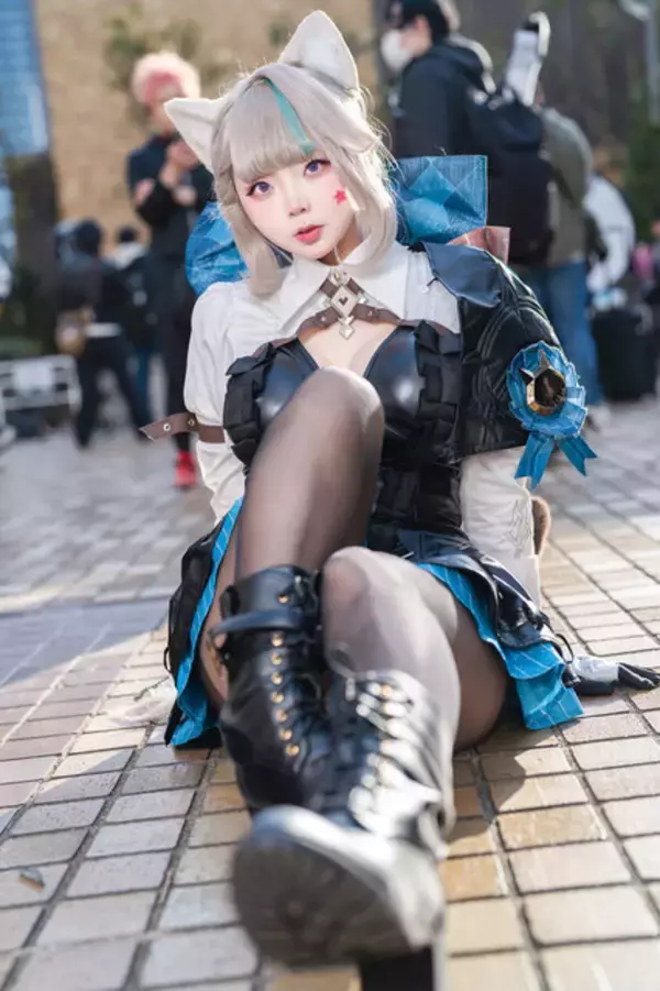 「【コスプレ】猫っぽい表情が可愛い『原神』リネット、美脚がスタイル抜群な『NIKKE』ラピなど「アコスタ池袋」美麗レイヤー10選【写真42枚】」の画像