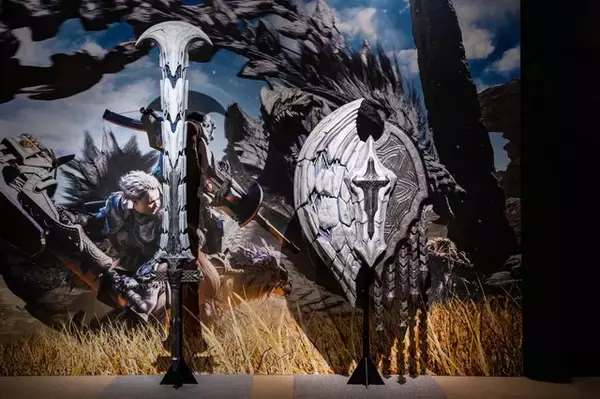 「『モンハンワイルズ』用の来場者特典「玉乗りプーギー【さくら】」が可愛い！「モンスターハンターフェスタ'26」展示や物販などの続報公開」の画像