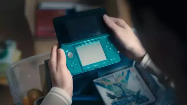 3DSはレトロゲーム？任天堂の新CMで「ニンテンドー3DS」が“ノスタルジック”なものと描かれ、時の流れを感じるファンたち