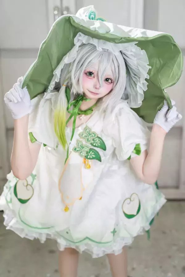 「【コスプレ】脚線美を堪能できるキャラがズラリ！『NIKKE』『ゼンゼロ』などスタイル抜群な「池ハロ」美女レイヤー8選【写真36枚】」の画像