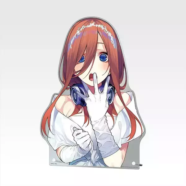 「「五等分の花嫁」 原作イラストの一番くじ全ラインナップ公開！ウェディング姿の大型アクリルボードをはじめ、告白シーンを集めた”愛が溢れるTシャツ”など」の画像