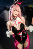 「【コスプレ】キュート＆セクシーなバニーガールが降臨！『NIKKE』ベルベットが曲線美豊かなポージングで魅せる【写真8枚】」の画像6