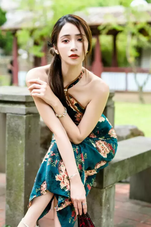 「12月19日から写真展「フォクトレンダーで撮る旗袍(チャイナドレス)」が原宿にて開催！台湾美女とともに異国の美に触れる【写真15枚】」の画像