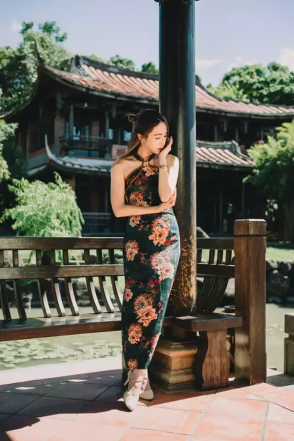 「12月19日から写真展「フォクトレンダーで撮る旗袍(チャイナドレス)」が原宿にて開催！台湾美女とともに異国の美に触れる【写真15枚】」の画像