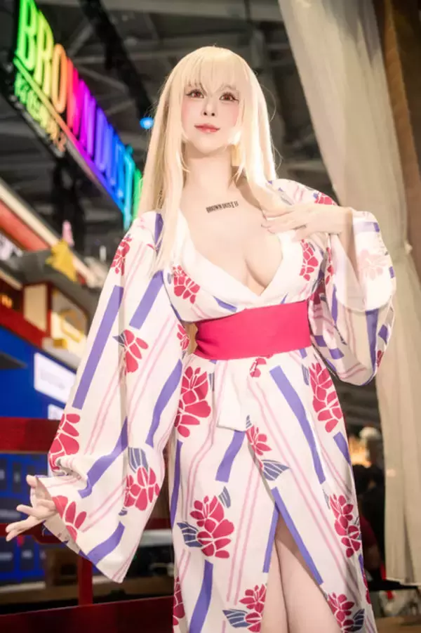 「【コスプレ】ここは極楽ですか！？異次元の美ボディで魅了する『ブラウンダスト2』美女9人に脳がとろけそう【写真55枚】」の画像