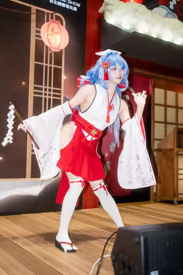 「【コスプレ】ここは極楽ですか！？異次元の美ボディで魅了する『ブラウンダスト2』美女9人に脳がとろけそう【写真55枚】」の画像