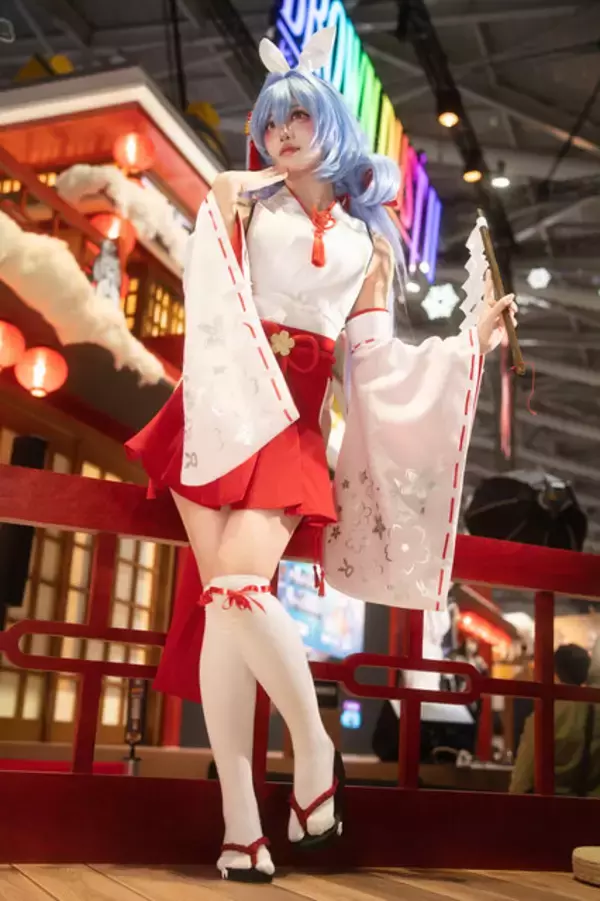 「【コスプレ】ここは極楽ですか！？異次元の美ボディで魅了する『ブラウンダスト2』美女9人に脳がとろけそう【写真55枚】」の画像