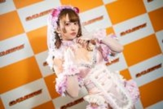 【コスプレ】美ボディを包むアイドルのようなフリフリ衣装が可愛すぎる！香港美女の美貌と制作技術の高さに脱帽【写真8枚】