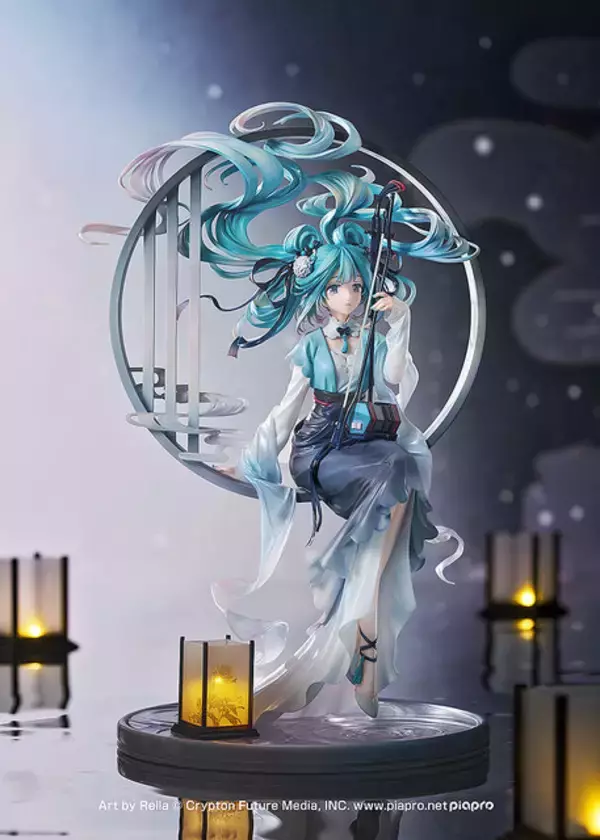 「「二胡」を持った姿が美しい！「初音ミク 漢宮秋月Ver.」フィギュアが予約開始ー台座の灯籠は電球をいれて明かりを灯せる」の画像