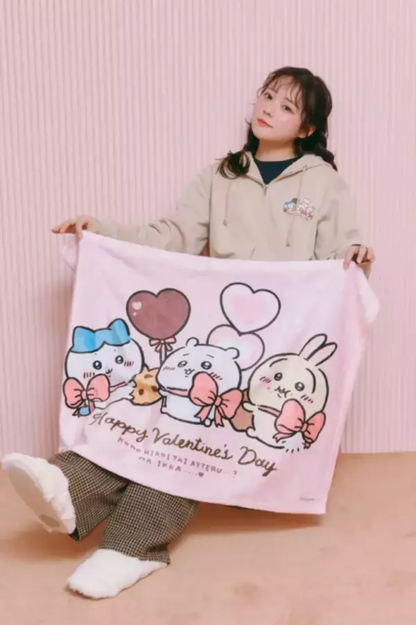 「“ラ～ブ…”な「ちいかわ」たち！ バレンタインデザイン全2種が、期間限定でTalking Heads ODMに登場」の画像