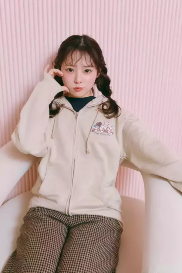 「“ラ～ブ…”な「ちいかわ」たち！ バレンタインデザイン全2種が、期間限定でTalking Heads ODMに登場」の画像