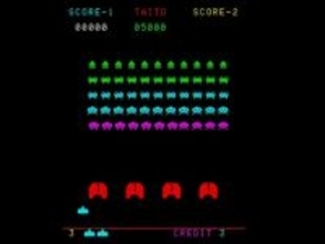 「アケアカ」登場の『スペースインベーダー』 ブーム当時、全国紙はどう伝えた？