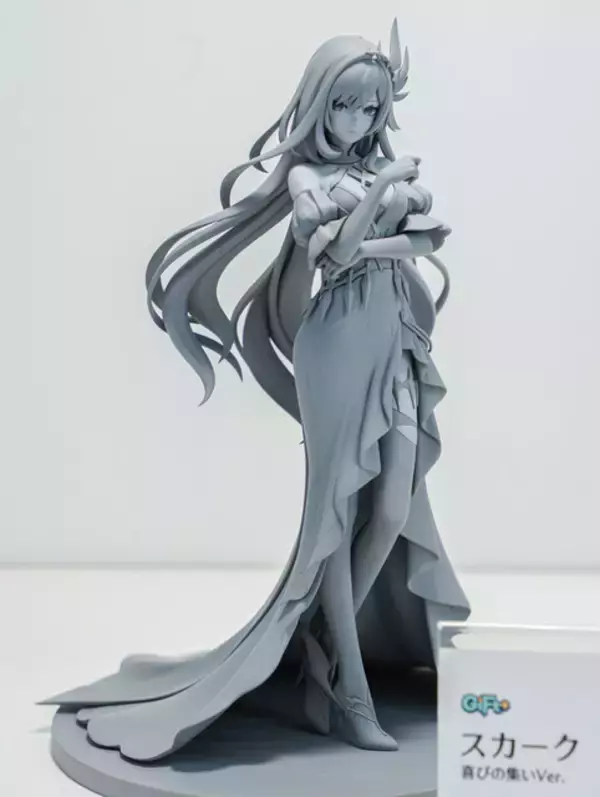 「制服姿が眩しい「ホタル」に抜刀姿の「星見雅」、神秘的な「コロンビーナ」など、HoYoverse作品の人気キャラフィギュアが勢揃い【WF2026冬】」の画像