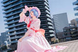 「【コスプレ】美しい顔立ちに浮かべる魔性の笑み...『東方』レミリアのカリスマ溢れるコスプレを披露したレイヤーに注目！【写真9枚】」の画像4