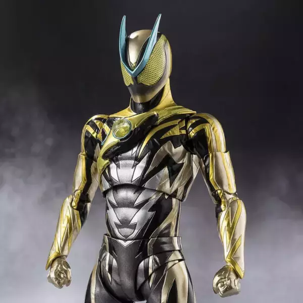 「「仮面ライダーゼッツ」より「イナズマプラズマ」がアクションフィギュア化！特徴的なメタリックカラーを再現、イナズマブラスターが付属」の画像