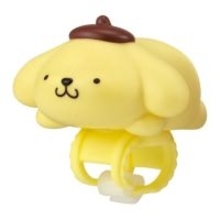 ちょこんと乗った姿が可愛い！ポムポムプリンなど「サンリオキャラクターズ」多機能バンド付きソフビが、ガシャポン展開