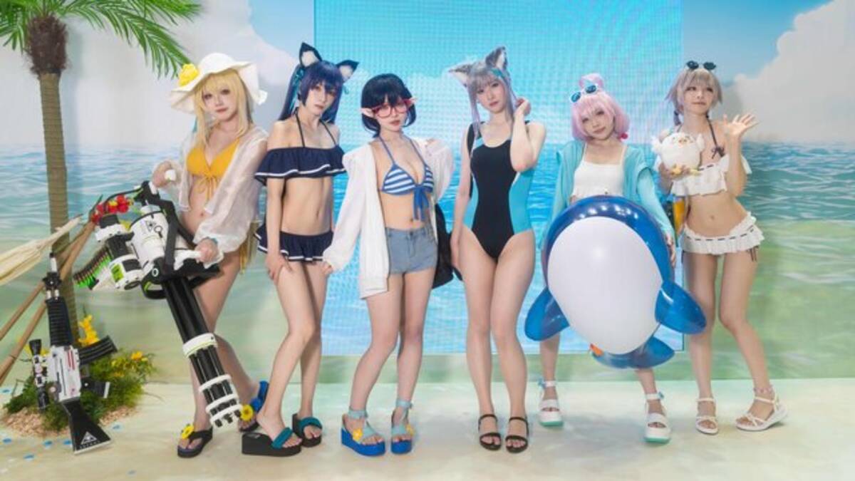 コミケ102」が開幕！『ブルアカ』『NIKKE』等の企業ブースには、水着の 