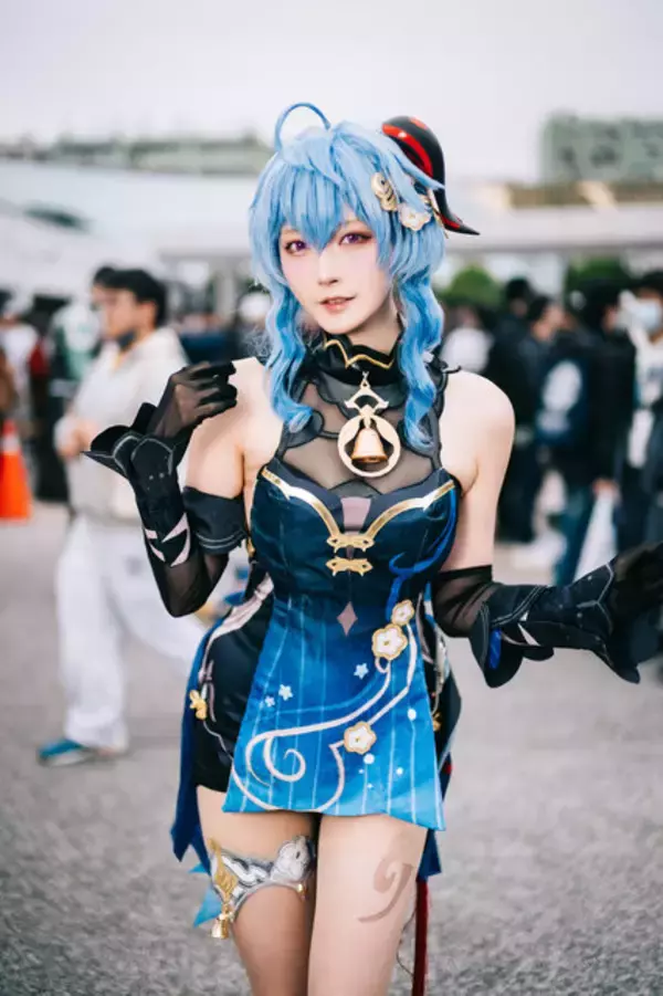 「【コスプレ】『原神』甘雨の優雅な衣装を“本場”でお披露目！蠱惑的なスタイルで可愛さが引き立つ【写真10枚】」の画像