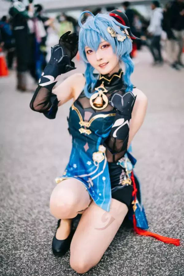 「【コスプレ】『原神』甘雨の優雅な衣装を“本場”でお披露目！蠱惑的なスタイルで可愛さが引き立つ【写真10枚】」の画像