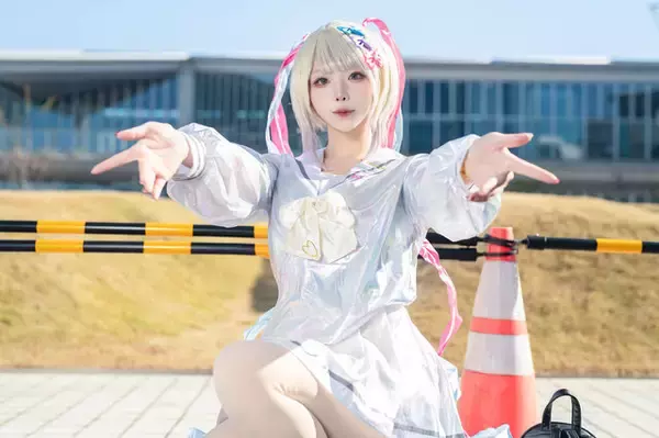 「【コスプレ】きゅるんな瞳に愛らしいポーズの美女レイヤーがオタクを救う！インターネット・エンジェル「超てんちゃん」がコミケに降臨【写真8枚】」の画像