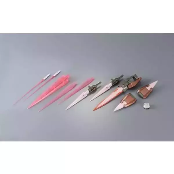 「ガンダム00より「MG トランザムライザー」が再販！装甲はもちろん、GNドライヴも赤色LEDでトランザム状態を再現」の画像