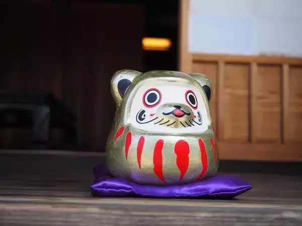 「『モンハンライズ』惚けた表情がカワイイ「アイルーダルマ金」と、「うさ団子マスコット」がグッズ化！見てるだけで和んじゃう」の画像