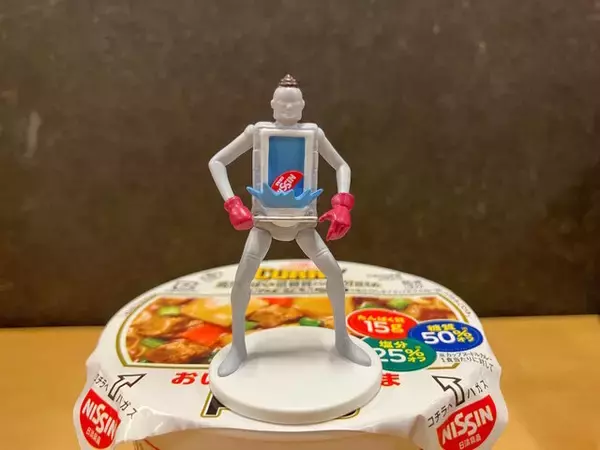 「カップヌードルPROと「キン肉マン」のコラボフタ置きフィギュアが再販！おっさんテリーマン、アトランティスなど超人4人のコンプリートセット」の画像